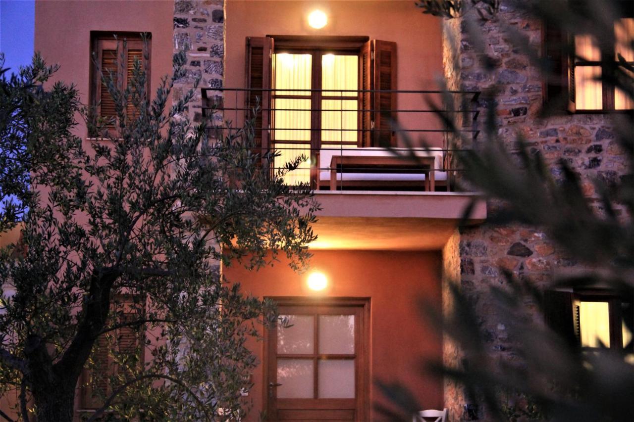 מונמבאסיה Liotrivi Historical Mansion And Boutique Hotel מראה חיצוני תמונה