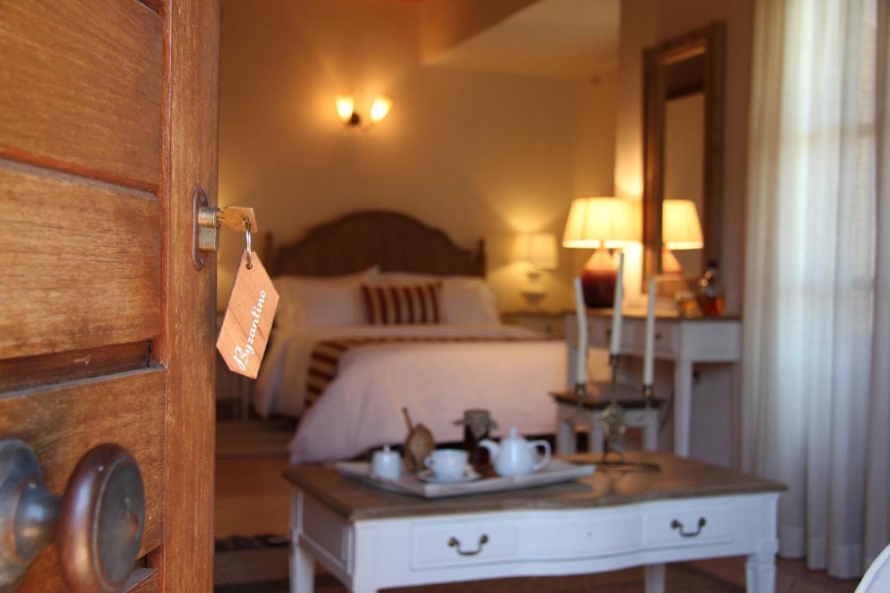 מונמבאסיה Liotrivi Historical Mansion And Boutique Hotel חדר תמונה