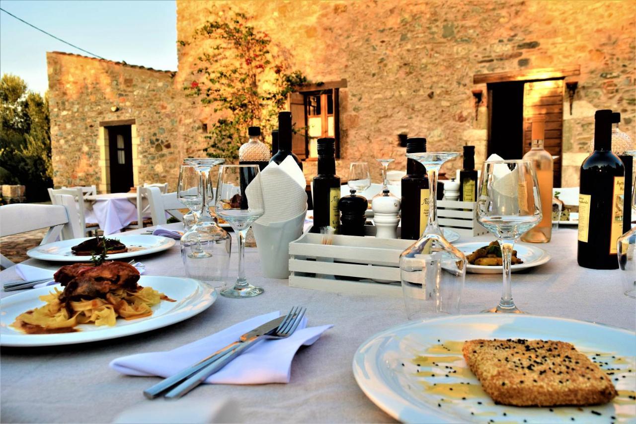 מונמבאסיה Liotrivi Historical Mansion And Boutique Hotel מראה חיצוני תמונה